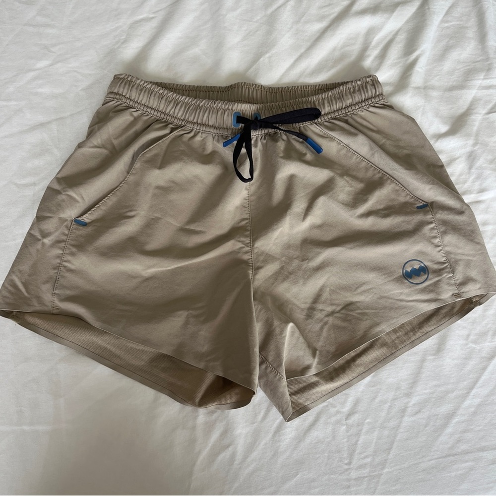 Janji Tan Running Shorts